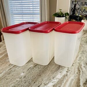 3 Rubbermaid 7N00 Rectangle Containers 16.2 Cups 3.8L Food Storage Container Red